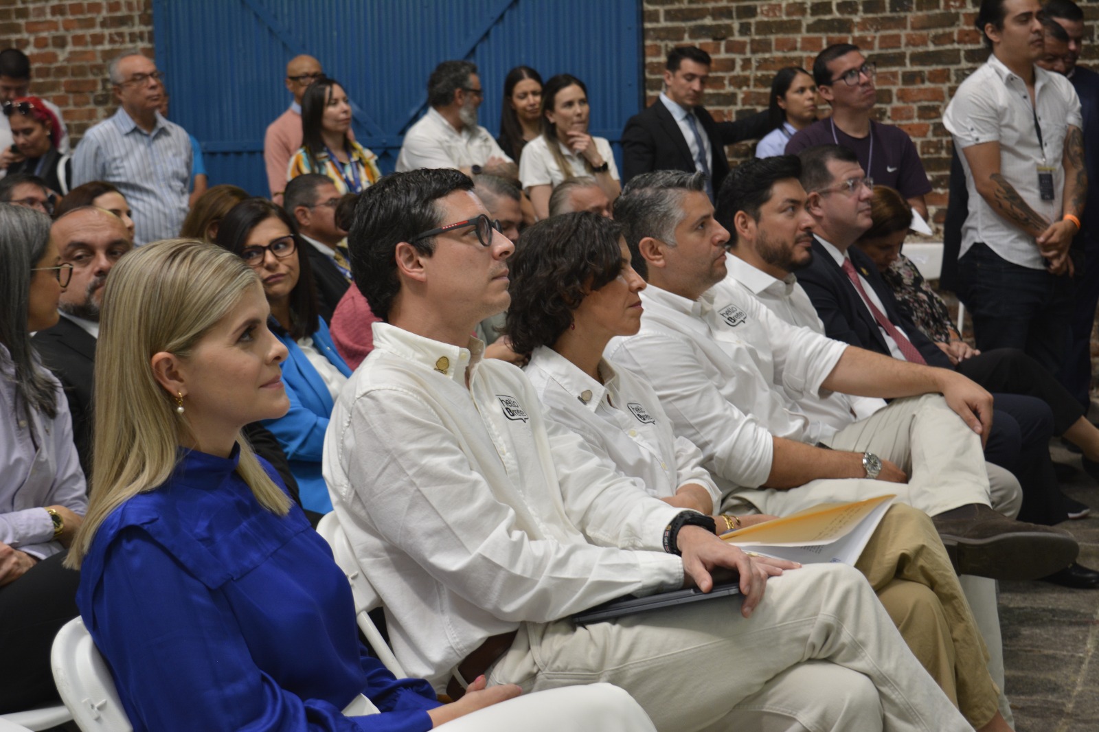 ministros en acto inaugural