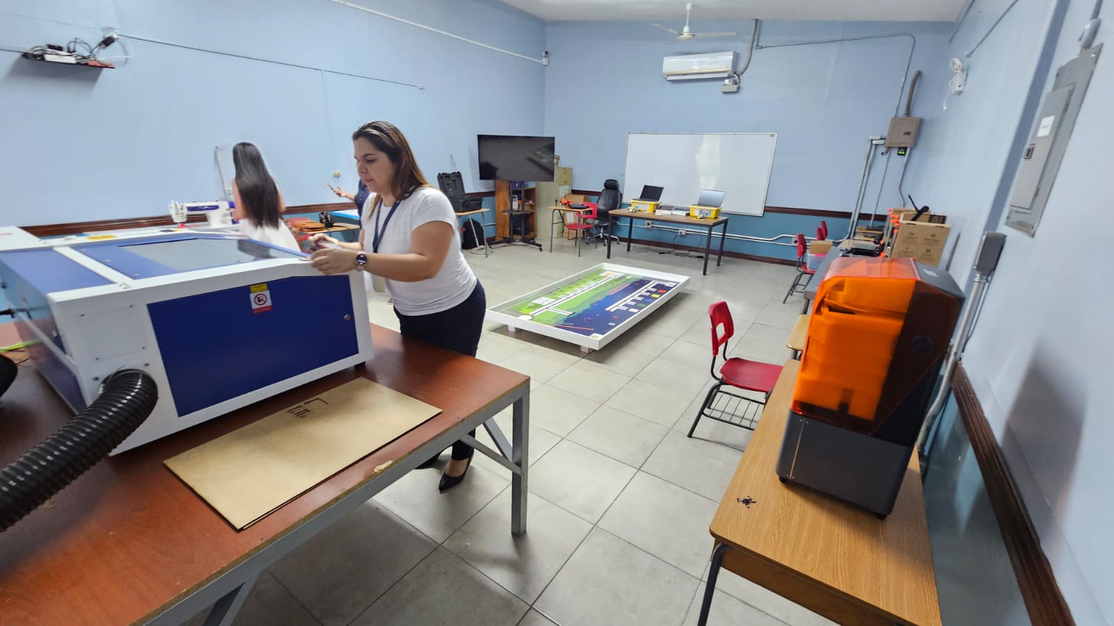 imagen del nuevo laboratorio en Cañas