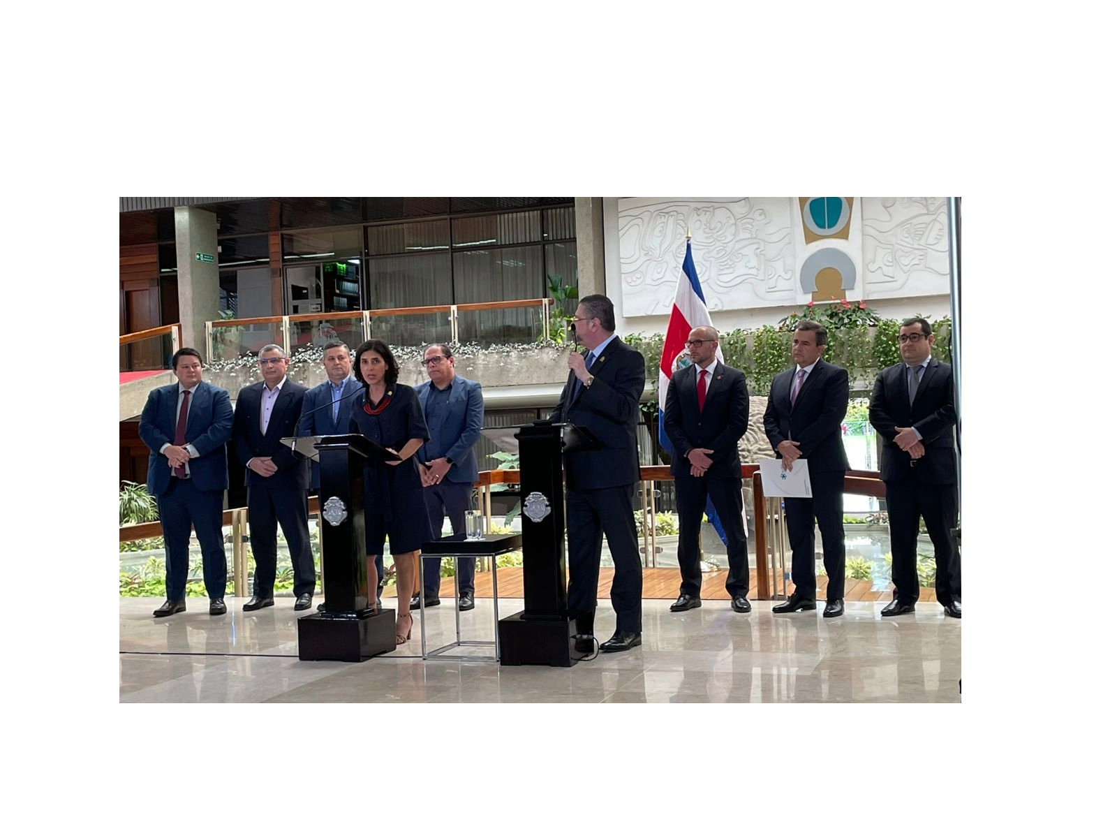 Se concretan concesiones para 5g y Costa Rica avanza hacia la inclusión digital y el desarrollo económico